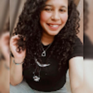 Meet your Posher, Gloria